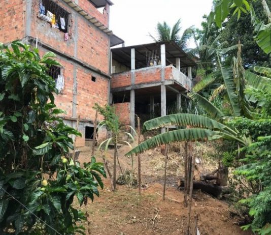 Menina de 10 anos é encontrada morta três dias após sair de casa para comprar pipoca em Salvador