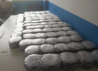 Polícia apreende drogas avaliadas em meio milhão de reais em motel; 6 pessoas foram presas