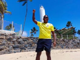 De Praia do Forte para Humaitá: Heron Capinan ultrapassa 96 km de nado em mar aberto após 28h40