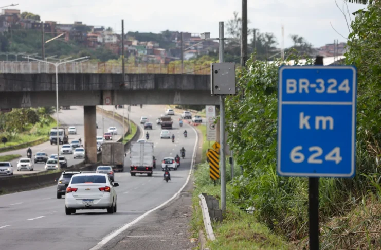 BR-324 e BR-116 vão passar por manutenção antes do Natal na Bahia