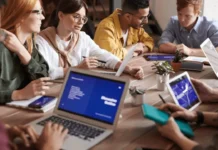 Geração Z vê IA como aliada na produtividade, mas teme substituição