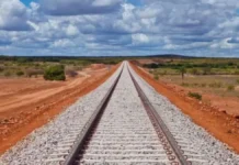 Trens chineses de alta velocidade chegam ao Brasil para ligar cidades