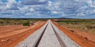 Trens chineses de alta velocidade chegam ao Brasil para ligar cidades