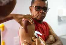 Bahia aplica mais de 208 mil doses contra a gripe no Dia D de vacinação