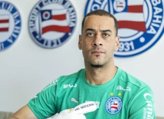 Bahia anuncia Léo Vieira para reforçar o gol após lesão de Ronaldo