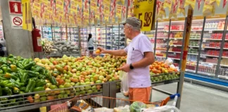 Cesta básica em Salvador dispara 5,21% e registra maior alta em três anos